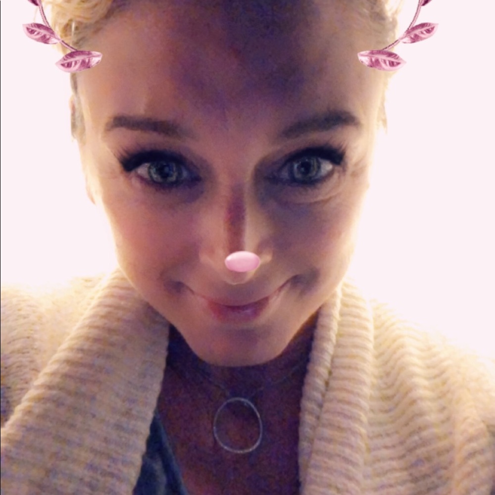 Meet your Posher, Nicole